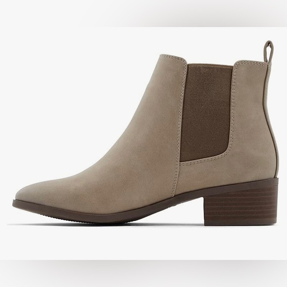 Call It Spring Women's Chelsea Boots - Picture 3 of 5